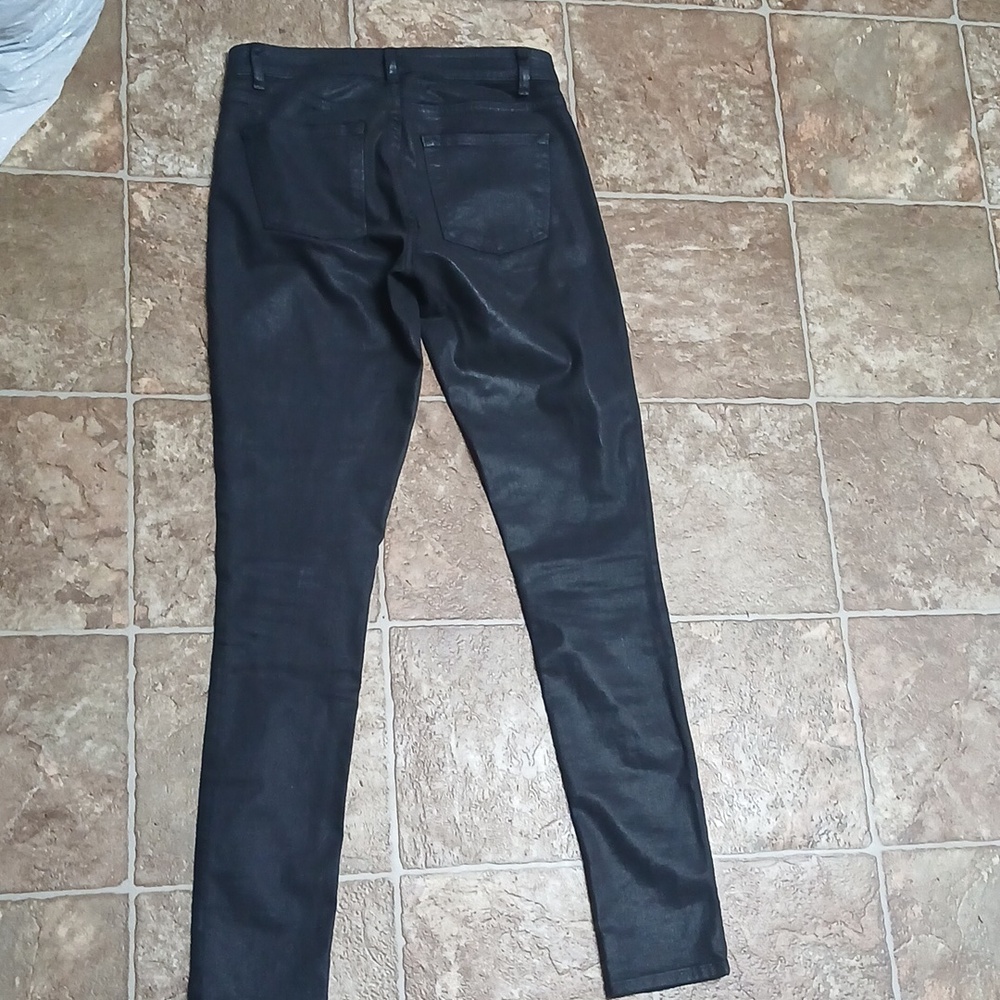 Elie Tahari Coated Azelia Jean Low Rise Skinny Leg Black Denim Jeans Size 25 - Picture 5 of 6
